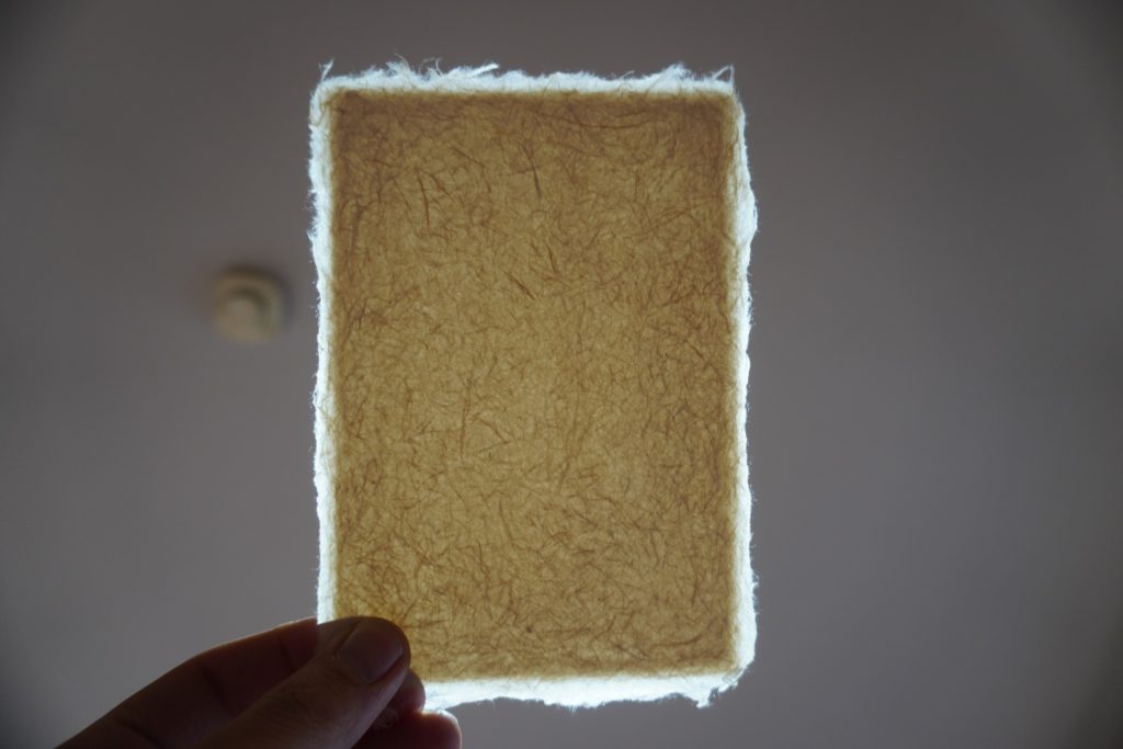 paper with unloosen fiberes